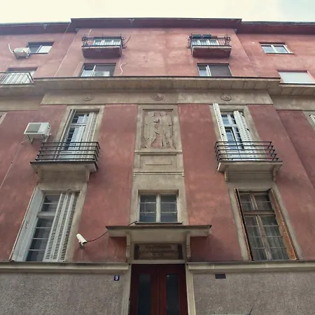 Hostgost Selected - Molerova 9